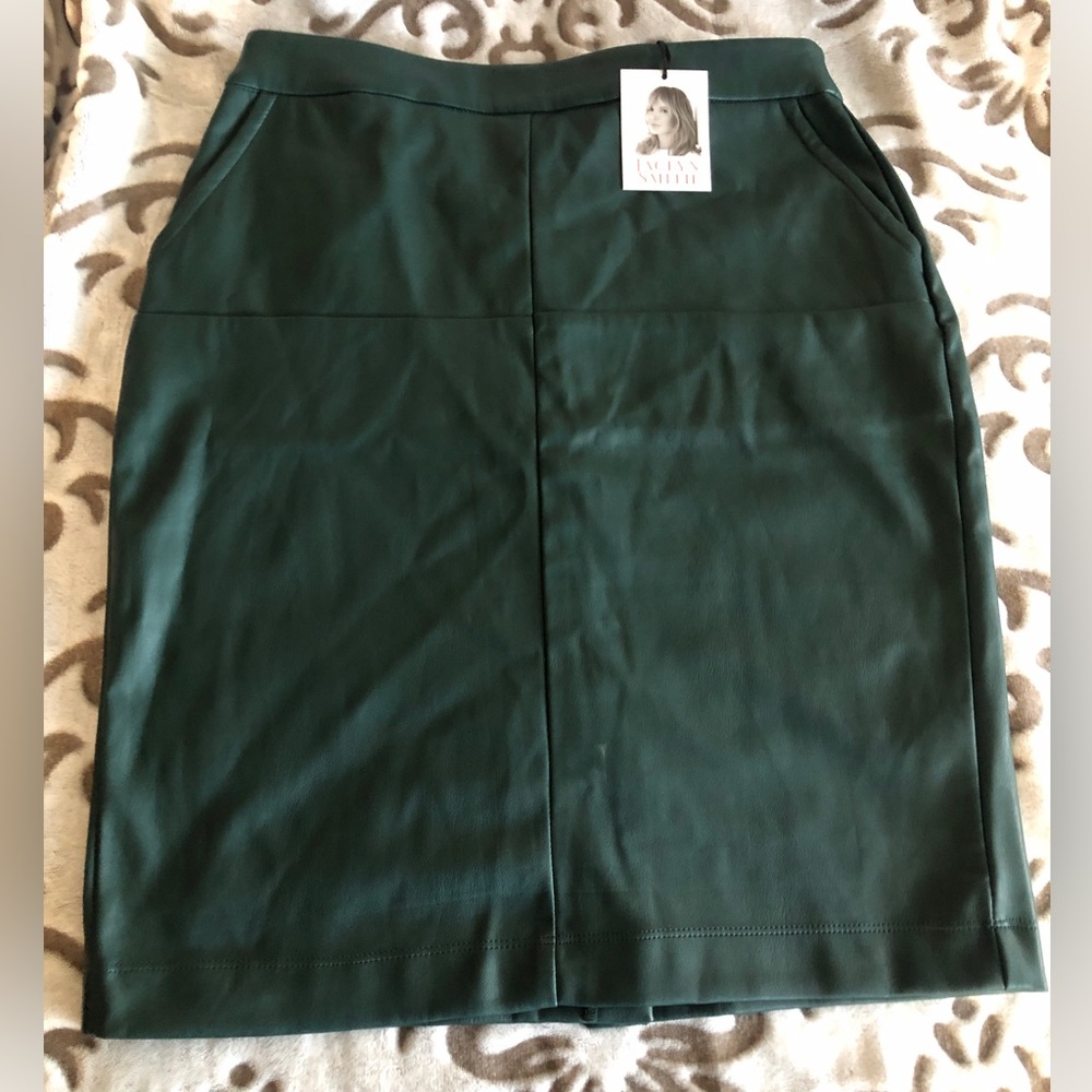 Jaclyn Smith Faux Leather skirt size 10
